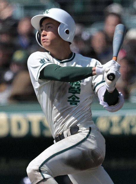 誠也さん頑張って」決勝打の二松学舎大付・入山 選抜高校野球 | 毎日新聞