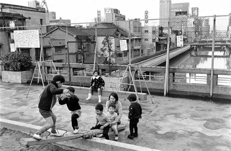 昭和30年代【レア】当時物☆横断歩道を守り続けた☆おまわりさん高さ1m20cm 1993年「Paul Is Live」アルバム・カバー撮影時の、アビー・ロード横断