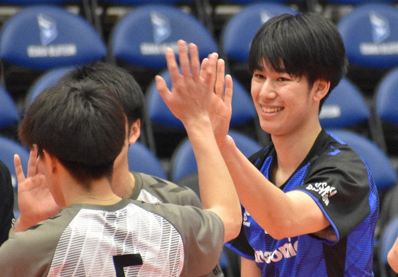 バレーボール：バレーボール SVリーグ 身近に「お手本」攻守磨く