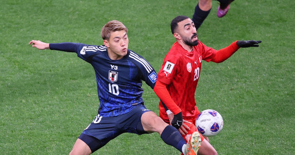 ワールドカップ2022 堂安律サイン サッカーボール - メルカリ