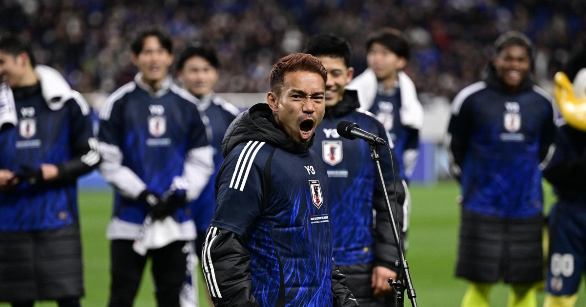 長友絶叫「みんな、ブラボー！」 W杯出場決定のサッカー日本代表