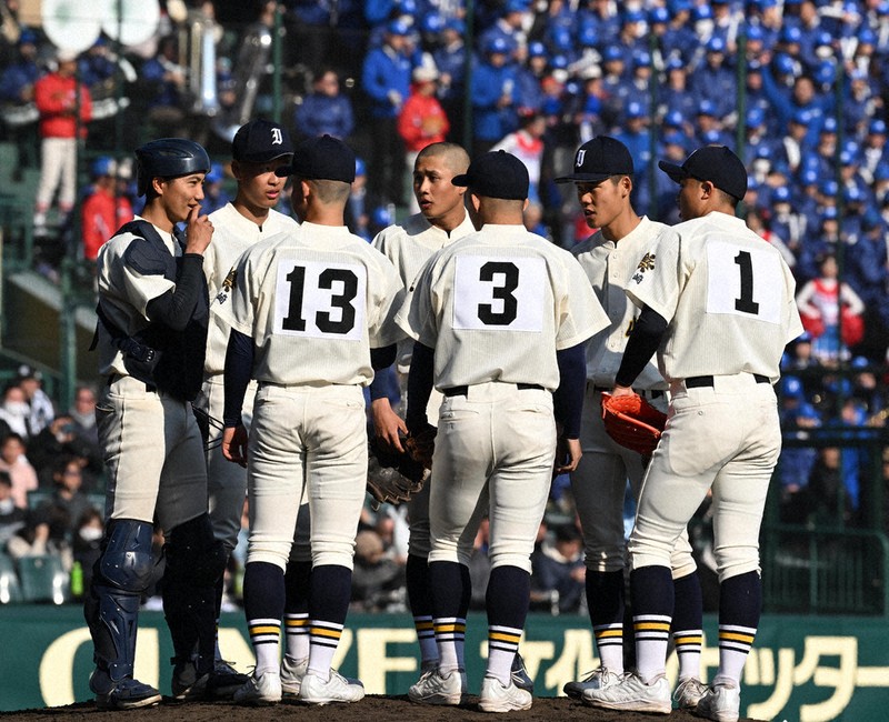 センバツ2025 1回戦 壱岐、確かな足跡 大応援団 声援を力に ／長崎