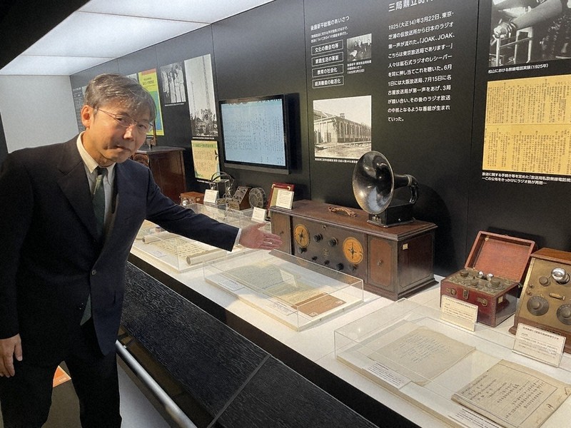 NHKラジオ 情報を広く迅速に、放送100年 娯楽も大本営発表も | 毎日新聞