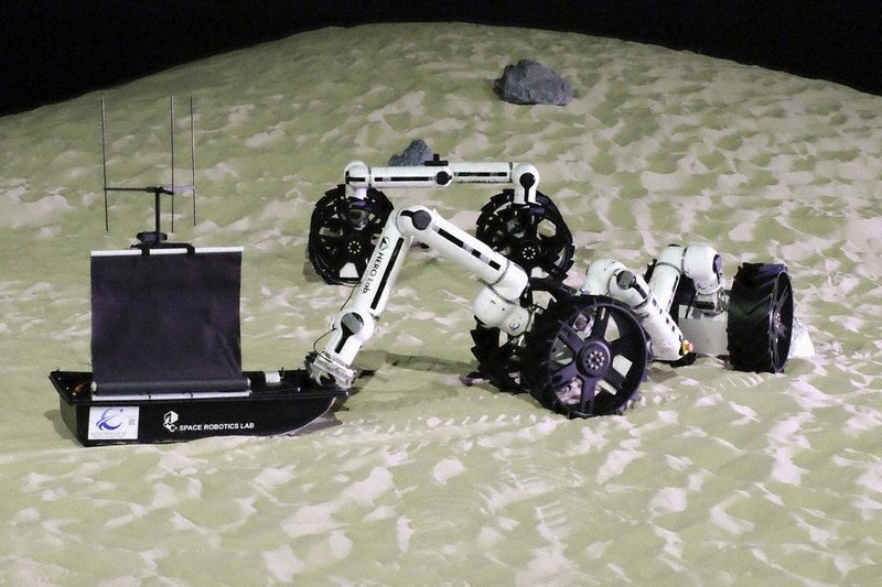 変幻自在、月面AIロボ 東北大など、試作機公開 ／宮城 | 毎日新聞