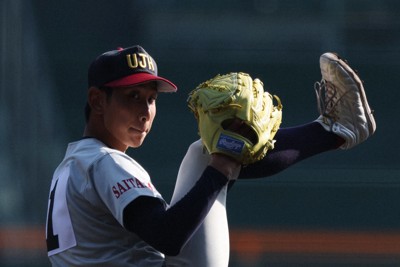 【浦和実－滋賀学園】浦和実の先発・石戸＝阪神甲子園球場で2025年3月22日、金澤稔撮影