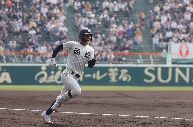 山梨学院野球　ソックス 西日本短大付ー山梨学院（2回戦）センバツ高校野球2025 [写真特集1/24