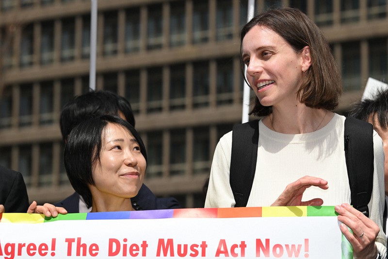 同性婚カップル「寄り添ってくれた力強い判決」 違憲判断に喜び | 毎日新聞