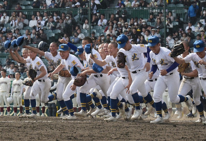センバツ高校野球 聖光学院、逆転8強 流れ奪い12年ぶり 大嶋、崩れず