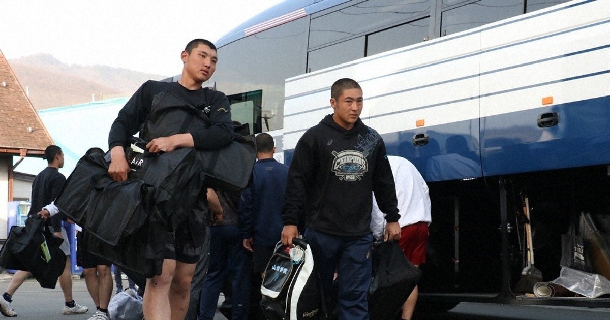 センバツ高校野球 「貴重な経験、夏に生かす」 山梨学院選手ら、甲府に