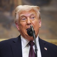 関税措置を次々と放つトランプ米大統領＝2025年3月24日、AP