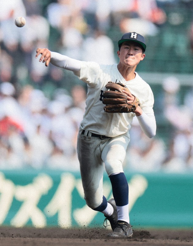 センバツ2025 広商 最後まで前へ 準々決勝敗退 塁狙う執念 場内