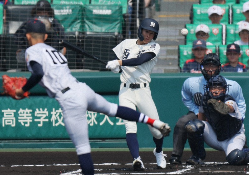 センバツ甲子園 西短、先制も5失点重く 横浜に逆転負け 夏につながる