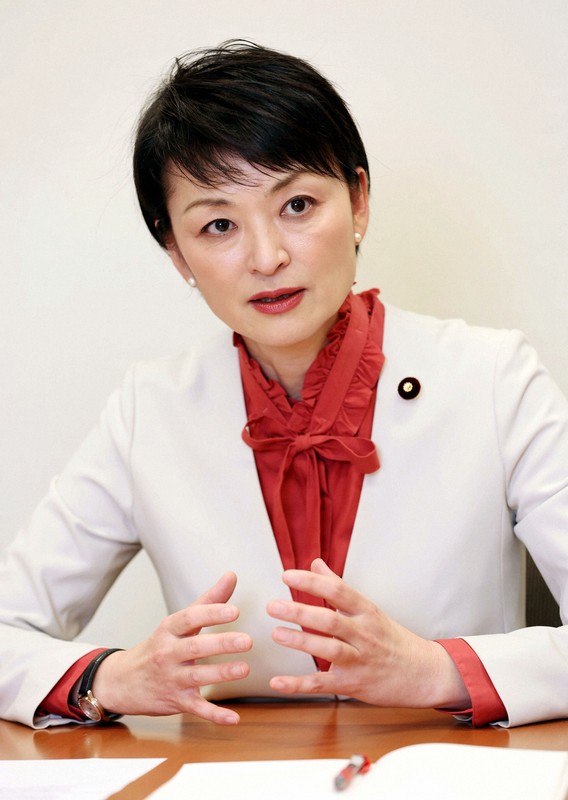 インタビューに答える立憲民主党の吉田晴美衆院議員＝東京都千代田区で2025年1月23日、幾島健太郎撮影
