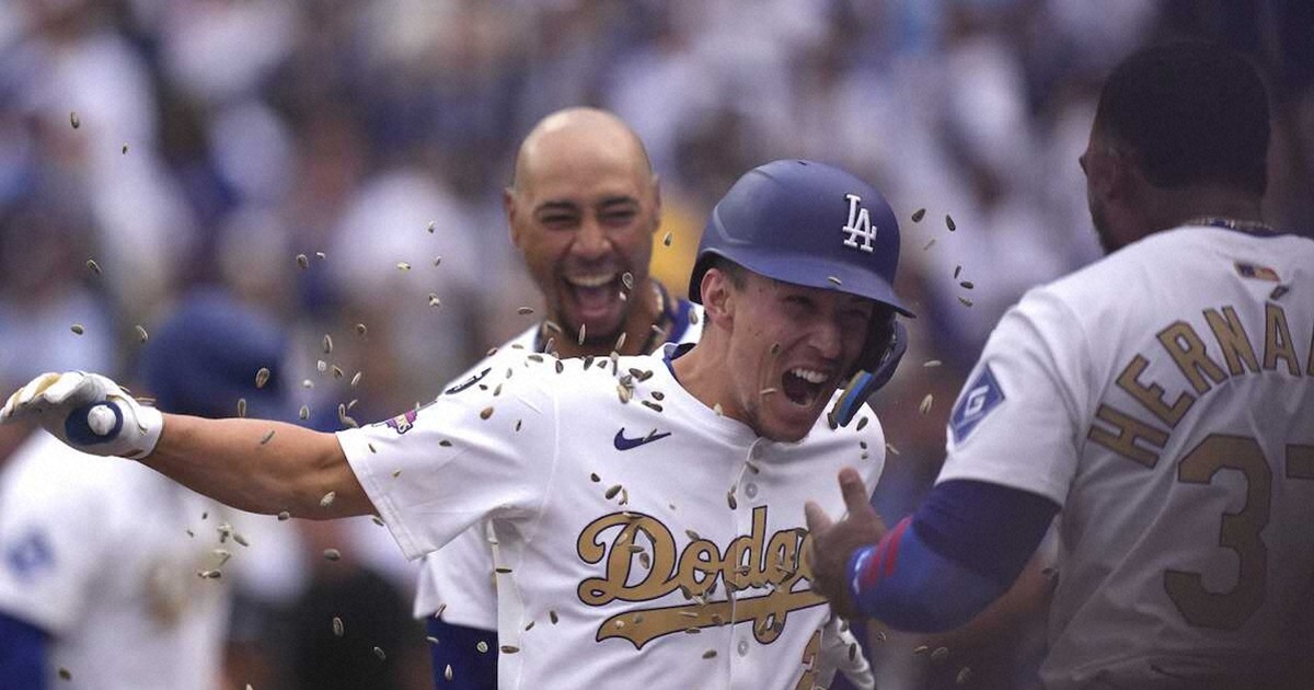 ち*ん様 MLB Tokyoシリーズ　直筆トミーエドマン　LAドジャース　サイン トミーエドマン#25 TOMMY EDMANドジャース直筆サイン2024