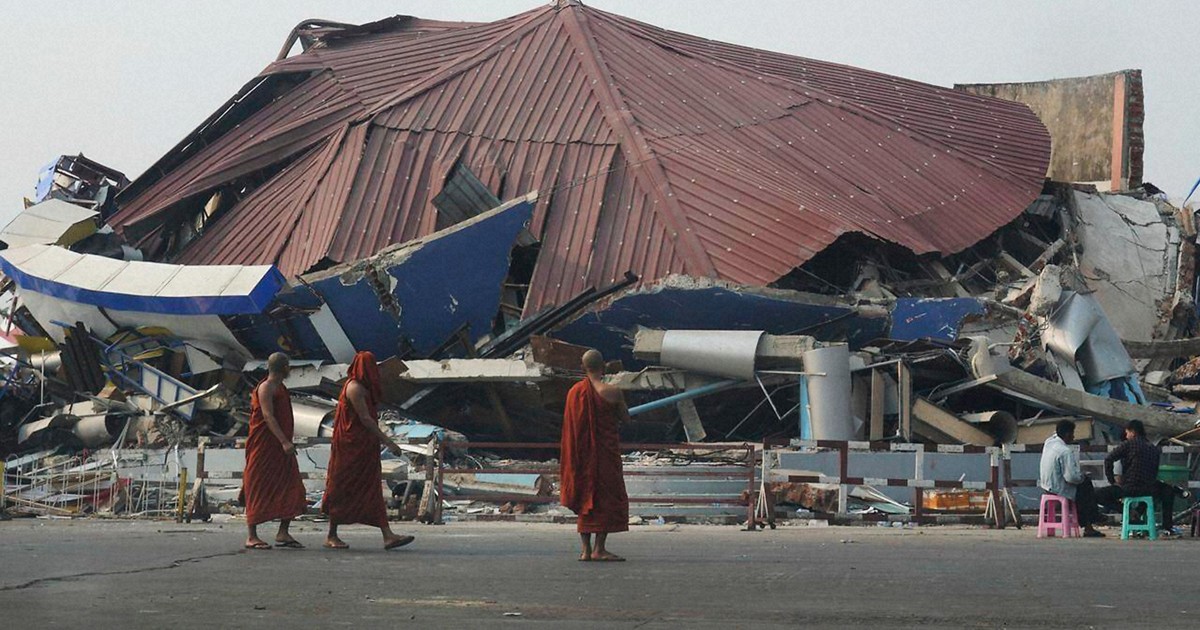 ミャンマー地震、なぜ被害拡大？活発な断層沿いに人口が密集 | 毎日新聞