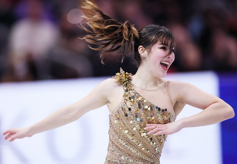早い者勝ち‼︎フィギュアスケート女子★総額5万円以上♪ 千葉百音、女子SPで首位と僅差2位発進…樋口新葉は4位、坂本花織