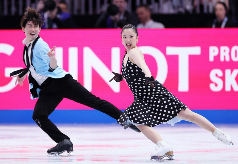 アイスダンスRDで演技する吉田唄菜、森田真沙也組＝米ボストンで2025年3月28日、吉田航太撮影
