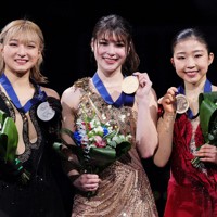 銀製メダル 女性の顔と花のデザイン イギリス ヴィクトリア女王 王立取引所開設記念 1844年 銀メダル