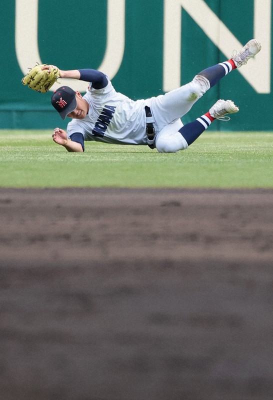 横浜－智弁和歌山（決勝）センバツ高校野球2025 [写真特集27/49