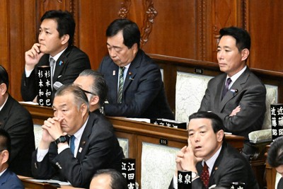 「＃維新のせい」　世論調査から見た背景と、自民の野党分断策