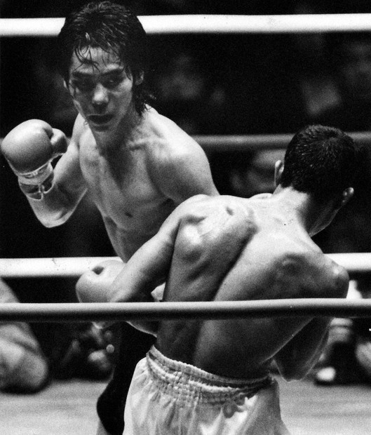 鬼塚勝也vs李炯哲　WBA世界Jrバンタム級　ボクシングポスターB2 美品 鬼塚勝也vs李炯哲 WBA世界Jrバンタム級 ボクシングポスターB2 美