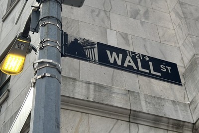 NYダウ乱高下　トランプ関税“フェイクニュース”に振り回され