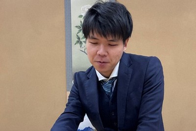 増田康宏八段