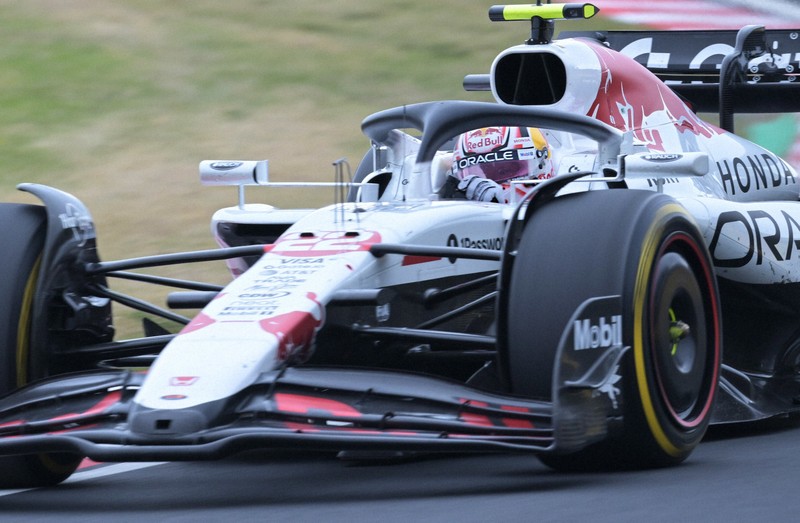 5*歳様 鈴鹿サーキット別注1/43 レッドブル RB21 角田 裕毅 日本GP 5*歳様 鈴鹿サーキット別注1/43 レッドブル RB21 角田 裕毅 日本GP