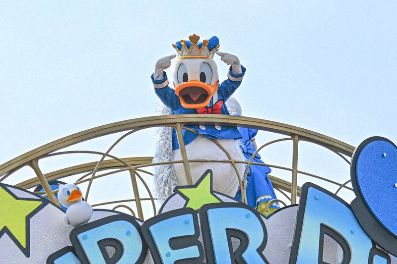 春はドナルドが大騒ぎ ダッフィーは20周年 TDR・イベント きょうから