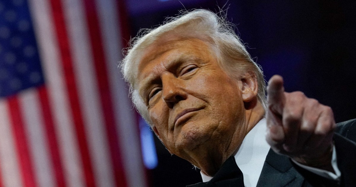 トランプ 8個 木製のトランプ ミニサイズ アフリカンマホガニー 天然木 雑貨