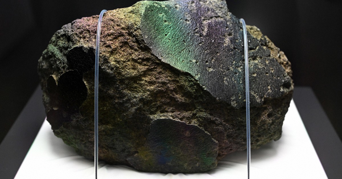 骨董品 鉱物 隕石 インド 1787年 火星隕石 大阪・関西万博の目玉
