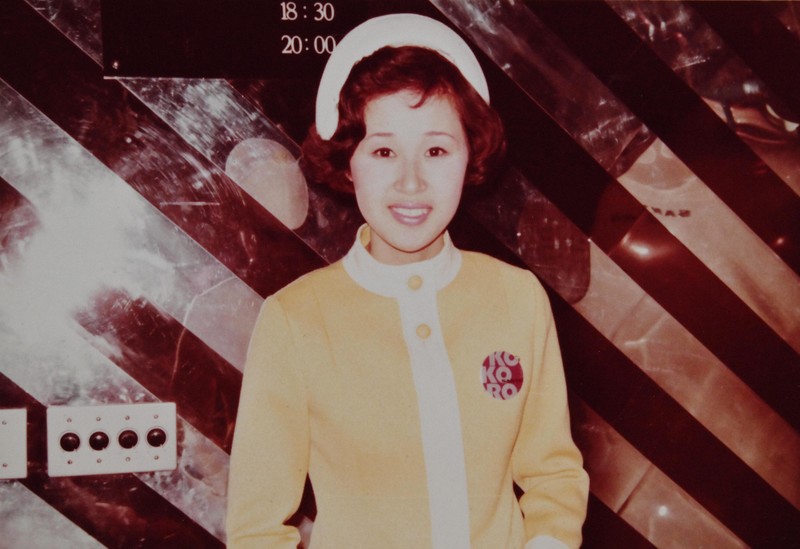 進化した「人間洗濯機」で案内役 祖母から孫へ 万博の楽しさバトン