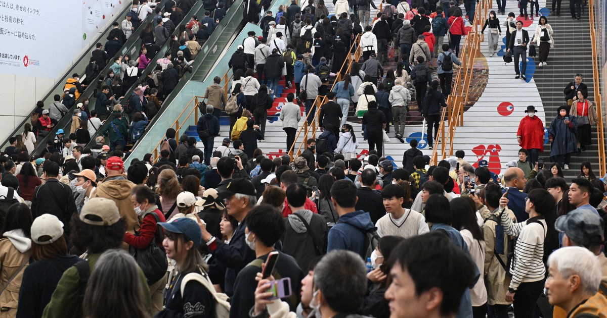 夢洲駅前の混雑は入構制限が一因　万博協会が見解　「適切な対応」 | 毎日新聞