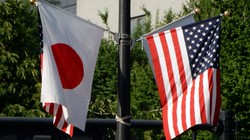 日米の国旗。トランプ米政権の相互関税をめぐる日米交渉はどうなるのか＝東京都千代田区で2019年5月27日、武市公孝撮影