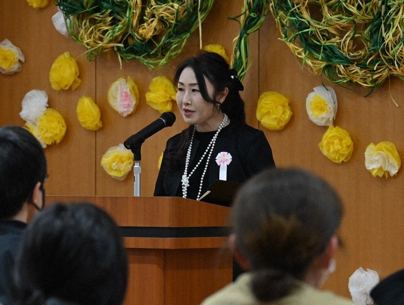 夜間中学「みえ四葉ケ咲中」 勇気持ち新たな一歩 10～80代の70人 開校