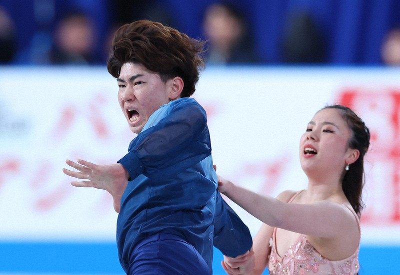 リンクサイド：うたまさ吉田「はじけまくって…」 フィギュア国別対抗