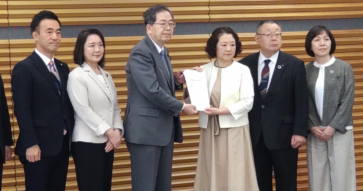 連合会長、公明に選択的夫婦別姓を要請 「女性のキャリア阻害」 | 毎日新聞