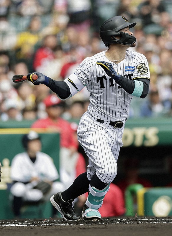 快勝の阪神、いろいろあったが…主役は圧巻2発の4番・佐藤輝明 | 毎日新聞