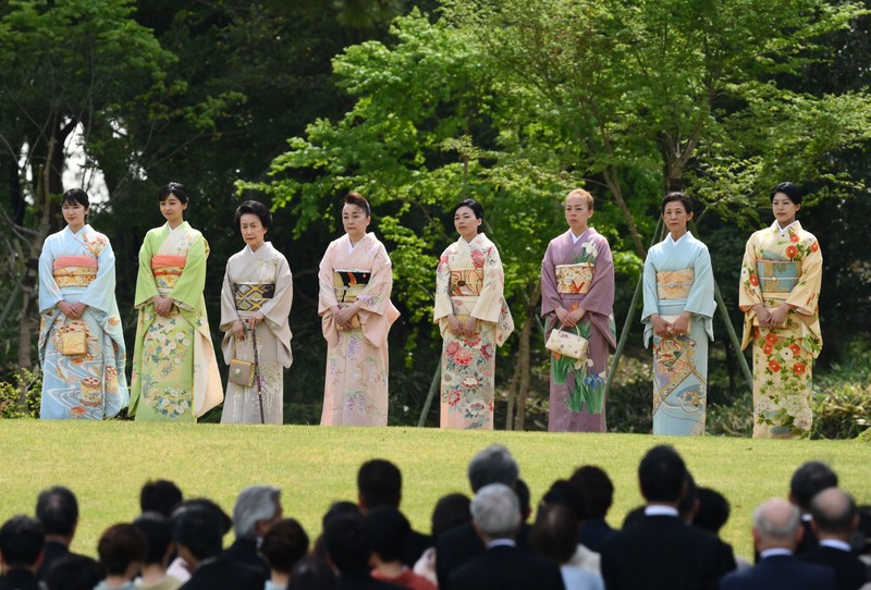 皇室写真集　日本国民と皇室　コロナと闘う　 女性三代の皇室物語 伝えたい語りたい 皇室写真集 コロナと闘う 日本国民と皇室 女性三代