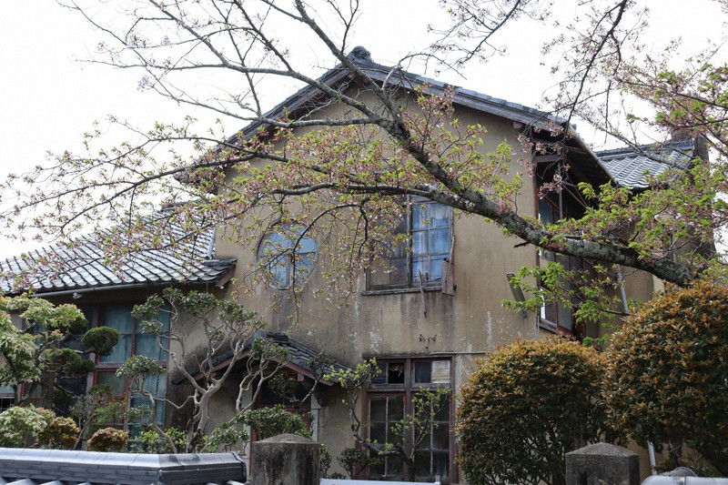 志賀直哉が住んだ地の「ヴォーリズ設計」の民家、取り壊し? 老朽化