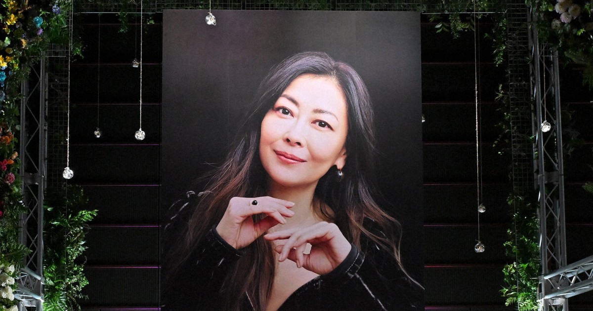 中山美穂さんお別れ会にゆかりの著名人参列 [写真特集1/34] | 毎日新聞