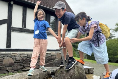 全児童2人の山奥小学校に〝入学〟親子ワーケーションの魅力