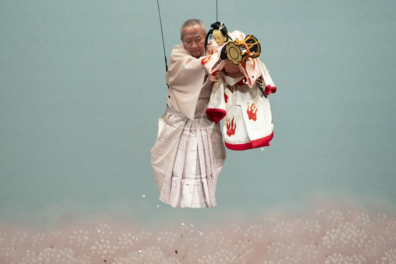 文楽 4月文楽公演「義経千本桜」 幻想的な狐忠信の宙乗り＝評・畑律江