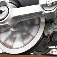 E5000形の車輪＝東京都大田区で2025年2月3日、渡部直樹撮影