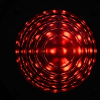 E5000形の後部標識灯＝東京都大田区で2025年2月3日、渡部直樹撮影