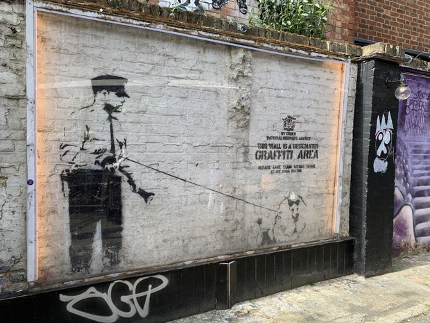 バンクシーの「落書き」はなぜ特別なのか | ロンドンEYE | 福永方人