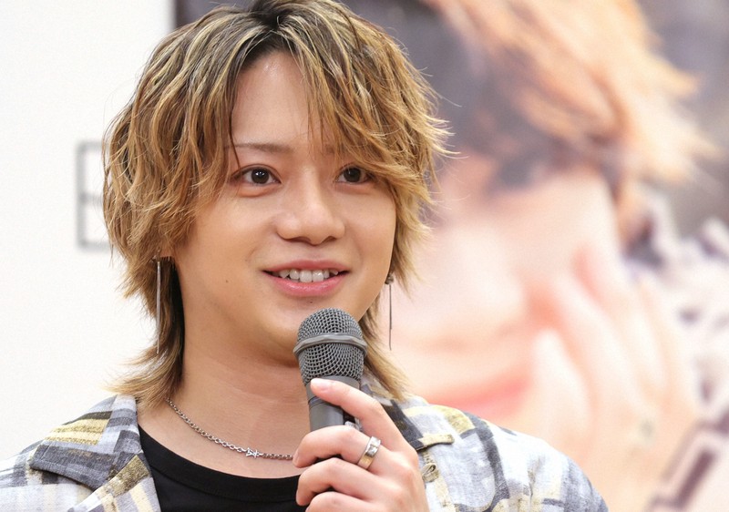 2.5次元俳優・佐藤流司さんが会見 写真集「人生振り返る一冊」に