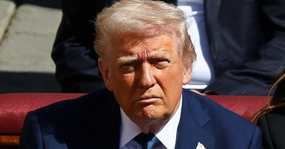 トランプ氏とゼレンスキー氏が会談 決裂した2月以来の対面 | 毎日新聞