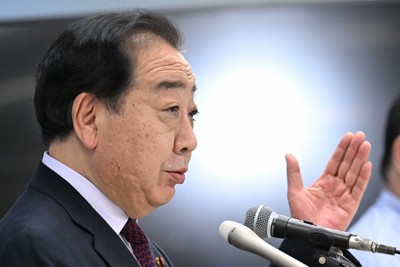 記者会見で質問に答える立憲民主党の野田佳彦代表＝衆院第2議員会館で2025年5月2日午前10時36分、平田明浩撮影