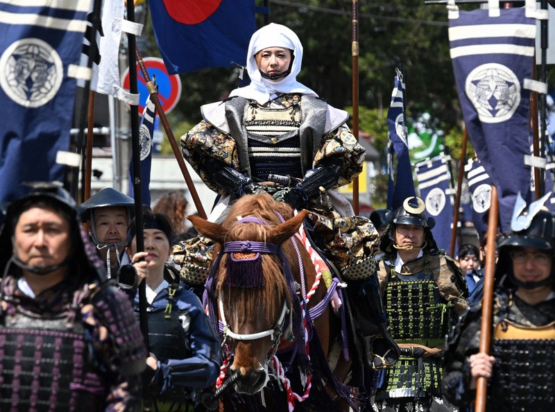川中島合戦」を再現 壮大な戦国絵巻 山形で米沢上杉まつり | 毎日新聞